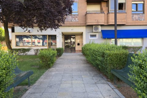 Apartament w Aranda de Duero, Burgos, Hiszpania 4 sypialnie, 129 mkw. nr 187598