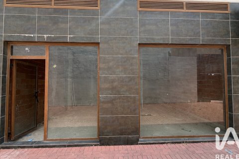 Liikekiinteistö Els Poblets, Alicante, Espanja 1 makuuhuone, 98 m2 No. 187597