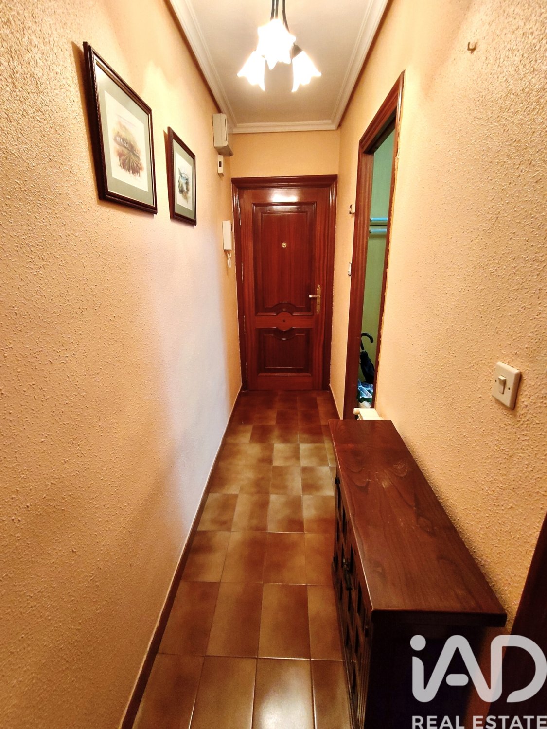 Appartamento a Valladolid, Spagna 3 camere da letto, 61 mq. N° 185395