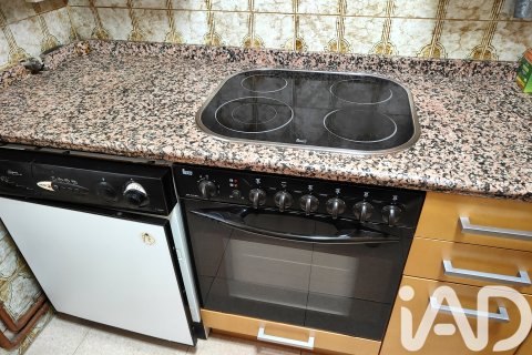 Huoneisto myytävänä Valladolid, Espanja, 3 makuuhuonetta, 61 m2 No. 185395 - kuva 14