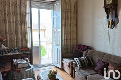 House for sale in Villamontan De La Valduerna, Leon, Spain 4 bedrooms, 208 sq.m. No. 186150 - photo 11