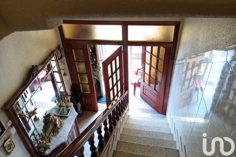 House for sale in Villamontan De La Valduerna, Leon, Spain 4 bedrooms, 208 sq.m. No. 186150 - photo 9