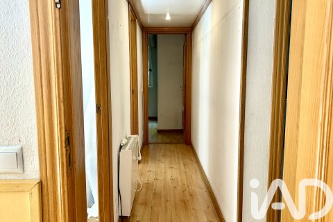 Apartament w Cerdanyola Del Valles, Barcelona, Hiszpania 4 sypialnie, 105 mkw. nr 188377 – zdjęcie 13