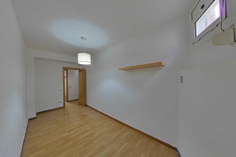 Apartment for sale in Barcelona, Spain 2 bedrooms, 62 sq.m. No. 167091 - photo 10