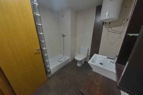 Apartment for sale in Barcelona, Spain 2 bedrooms, 62 sq.m. No. 167091 - photo 18