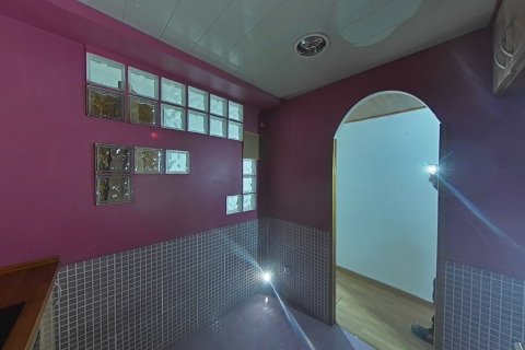 Apartment for sale in Barcelona, Spain 2 bedrooms, 62 sq.m. No. 167091 - photo 8
