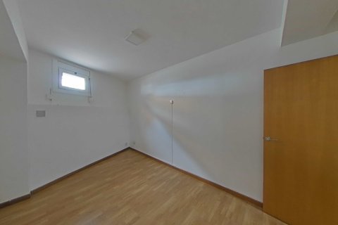 Apartment for sale in Barcelona, Spain 2 bedrooms, 62 sq.m. No. 167091 - photo 13