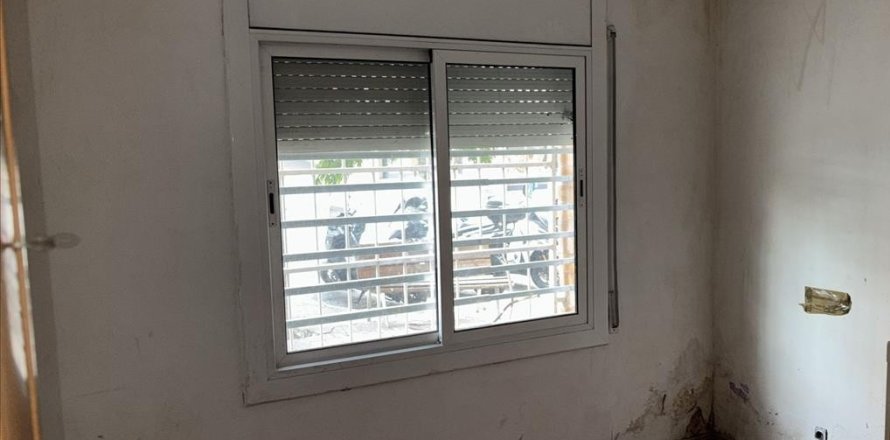 Apartament w Cerdanyola Del Valles, Barcelona, Hiszpania 3 sypialnie, 80 mkw. nr 167086