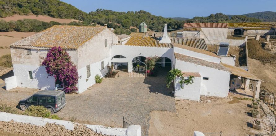 Casa Ciutadella De Menorca, Menorca, Spagna 3 camere da letto, 629 mq. N° 110989