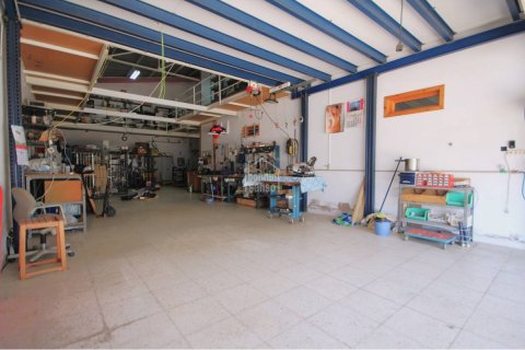 Commercial property à vendre Ciutadella De Menorca, Menorca, Espagne, 625 m2 No. 110978 - photo 2