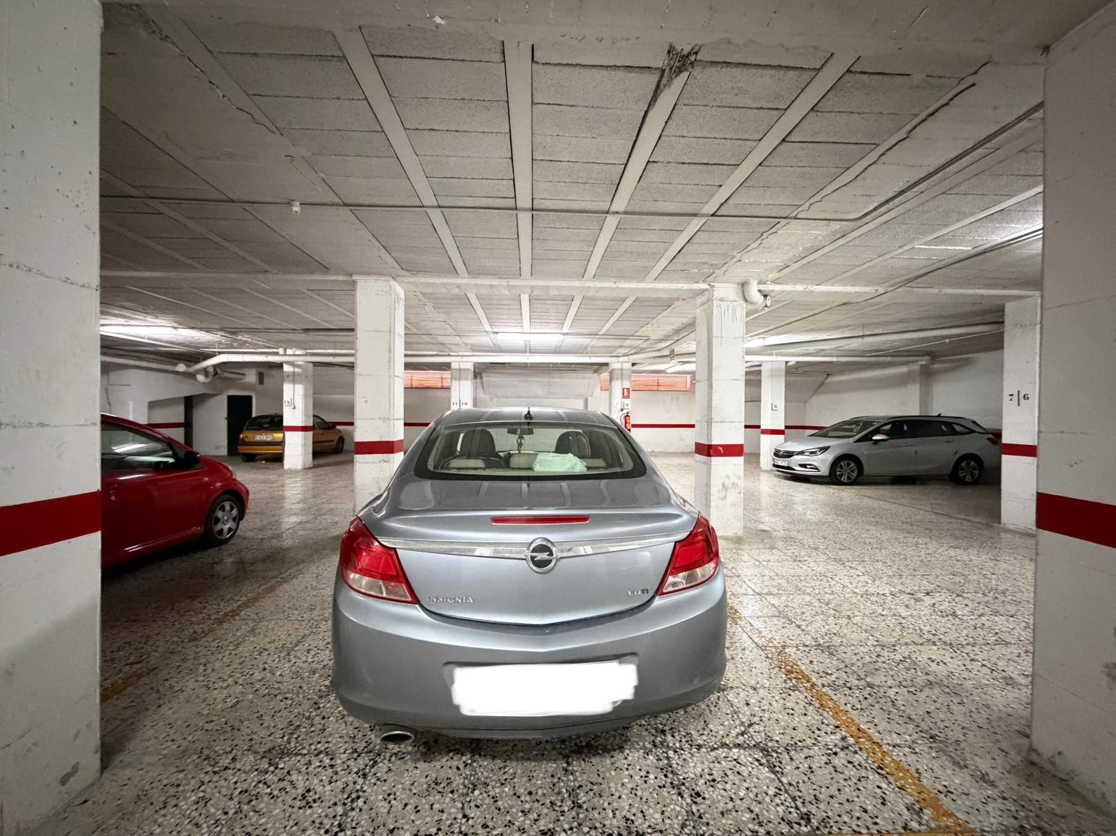 Garage in Torrevieja, Alicante, Spain 32 sq.m. No. 182944