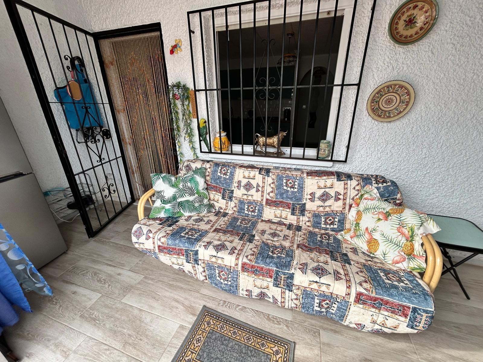 Bungalow i El Chaparral, Alicante, Spanien 1 sovrum, 43 kvm. Nr. 182945
