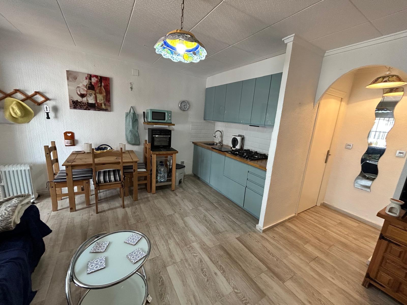 Bungalow i El Chaparral, Alicante, Spanien 1 sovrum, 43 kvm. Nr. 182945