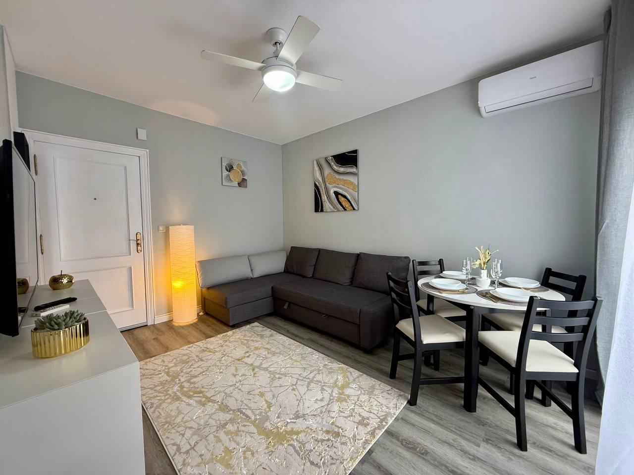Apartamento en Torrevieja, Alicante, España 1 dormitorio, 48 m2 No. 182940