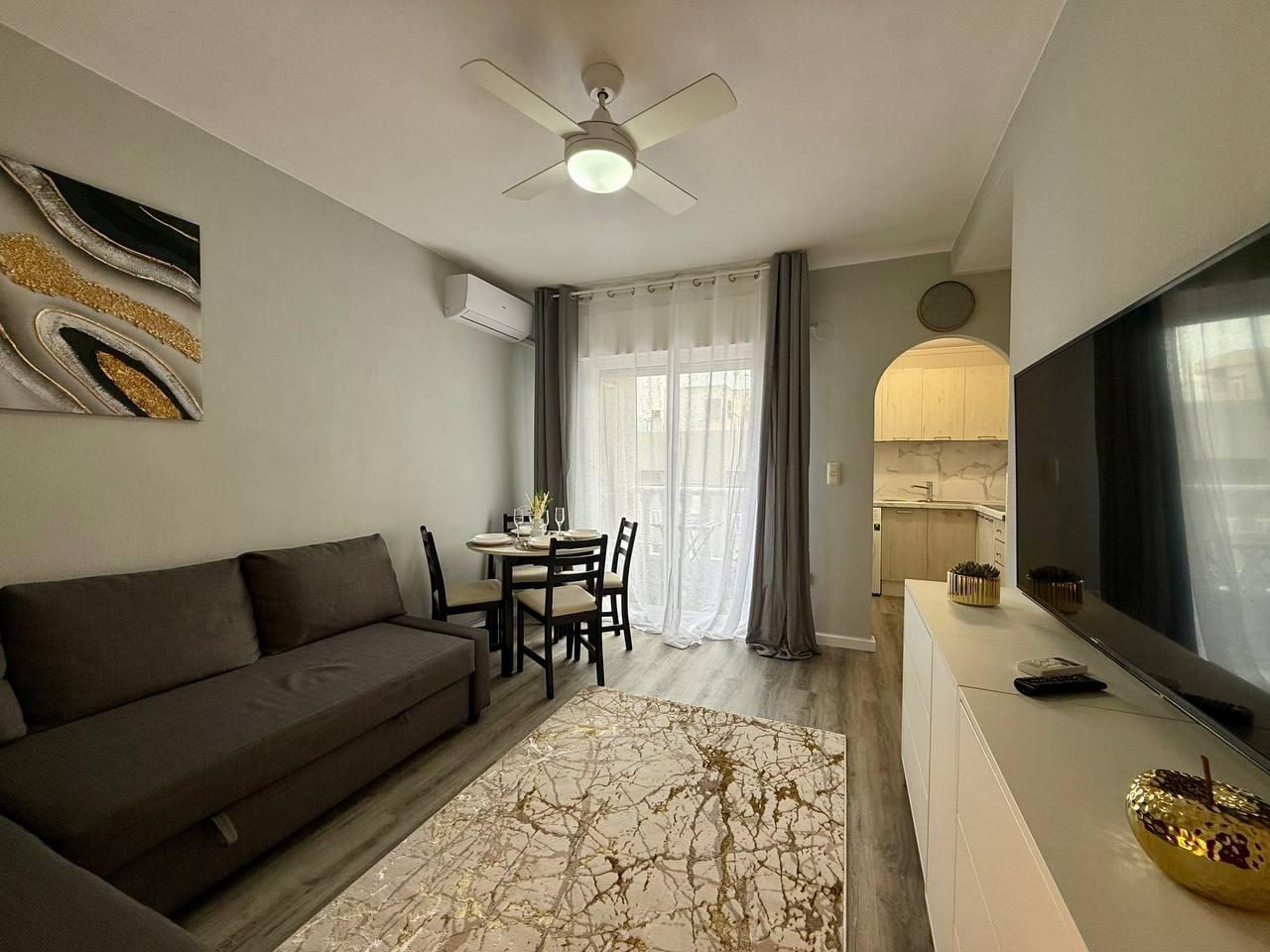 Apartamento en Torrevieja, Alicante, España 1 dormitorio, 48 m2 No. 182940