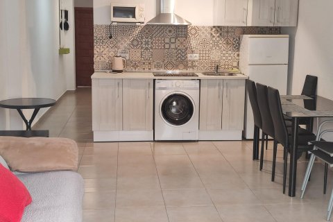 Apartment for sale in Torrevieja, Alicante, Spain 1 bedroom, No. 182942 - photo 5