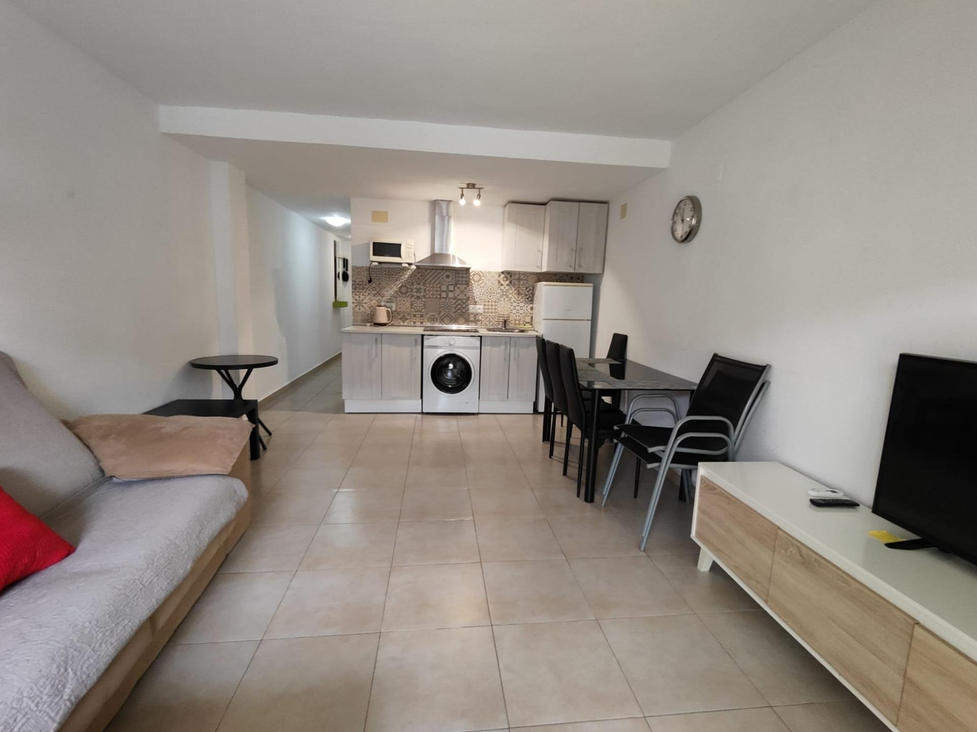 Apartment à Torrevieja, Alicante, Espagne 1 chambre,  No. 182942