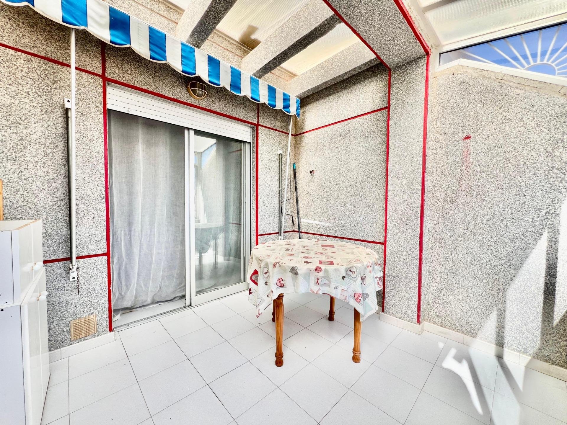 Takvåning i Torrevieja, Alicante, Spanien 1 sovrum, 55 kvm. Nr. 182946