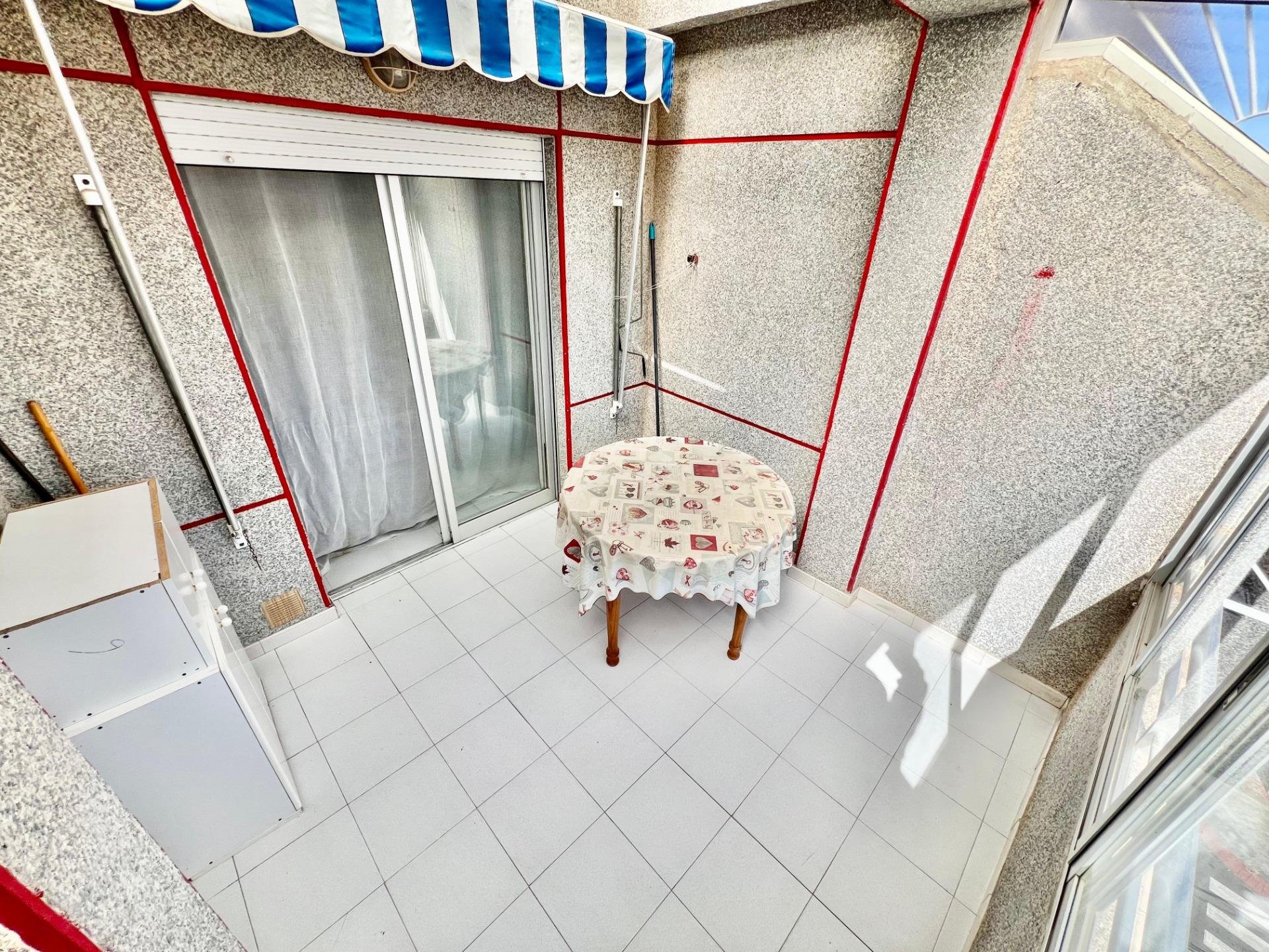 Takvåning i Torrevieja, Alicante, Spanien 1 sovrum, 55 kvm. Nr. 182946