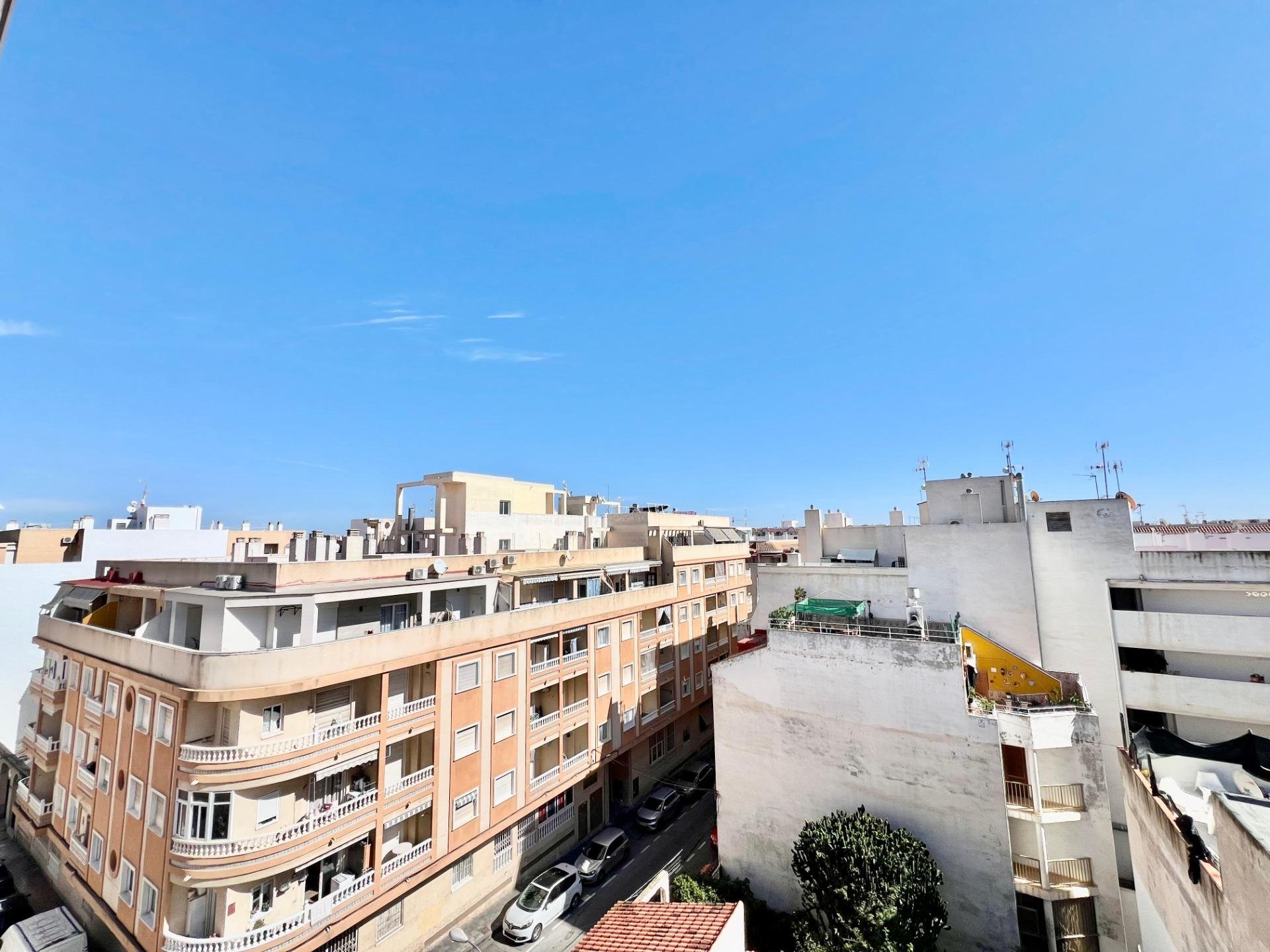 Takvåning i Torrevieja, Alicante, Spanien 1 sovrum, 55 kvm. Nr. 182946