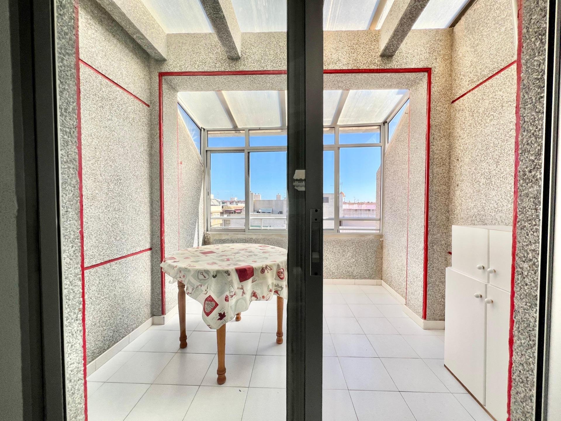 Takvåning i Torrevieja, Alicante, Spanien 1 sovrum, 55 kvm. Nr. 182946