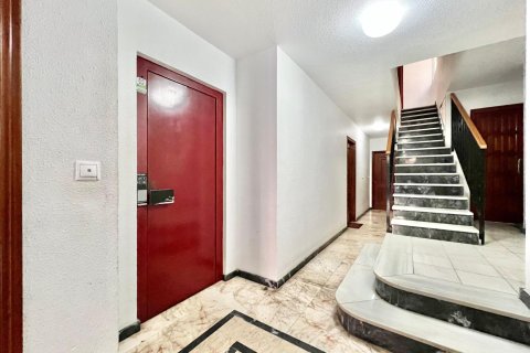 Penthouse w Torrevieja, Alicante, Hiszpania 1 sypialnia, 55 mkw. nr 182946 – zdjęcie 6
