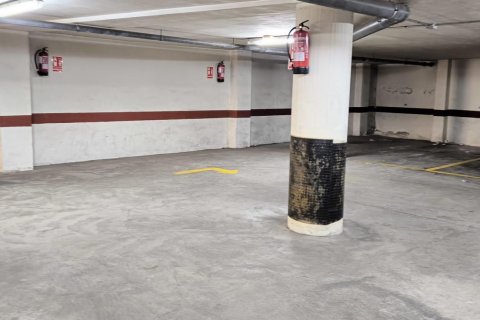Parking for sale in Torrevieja, Alicante, Spain No. 182943 - photo 2
