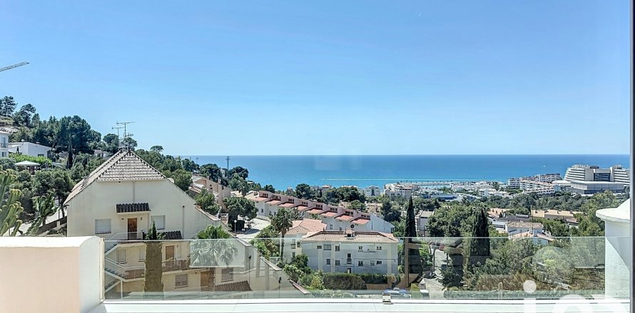 Wohnung in Sitges, Barcelona, Spanien 5 Schlafzimmer, 245 m2 Nr. 153472