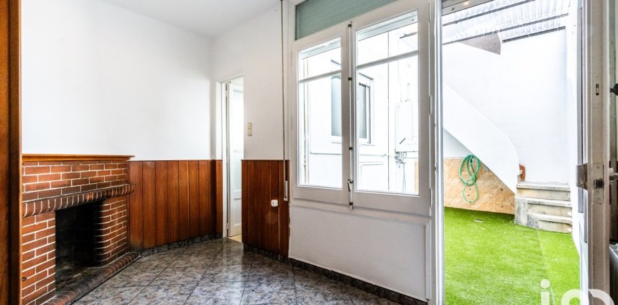 Дом в Сабадель, Барселона, Испания 3 спальни, 134м2 №153473