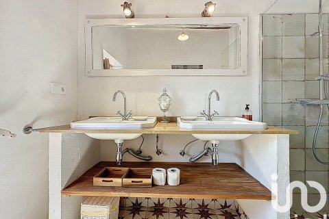 Villa till salu i Sant Jaume dels Domenys, Tarragona, Spanien 4 sovrum, 200 kvm. Nr. 153476 - foto 28