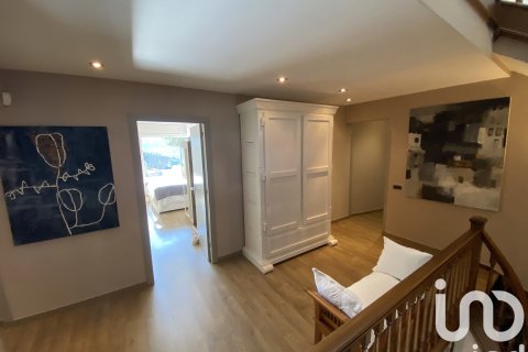 Lägenhet till salu i Sant Cugat Del Valles, Barcelona, Spanien 6 sovrum, 570 kvm. Nr. 153471 - foto 24