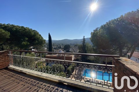 Appartamento a Sant Cugat Del Valles, Barcelona, Spagna 6 camere da letto, 570 mq. N° 153471