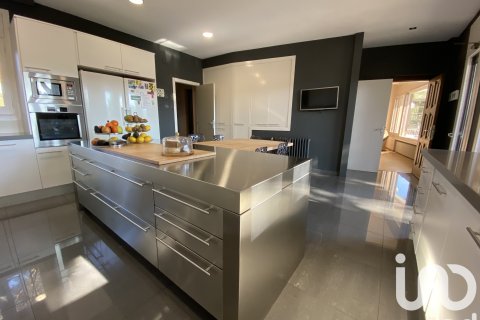 Lägenhet till salu i Sant Cugat Del Valles, Barcelona, Spanien 6 sovrum, 570 kvm. Nr. 153471 - foto 22