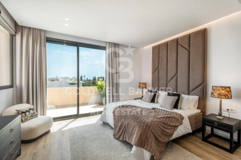 Huvila myytävänä Benahavis, Malaga, Espanja, 4 makuuhuonetta, 235 m2 No. 158746 - kuva 8