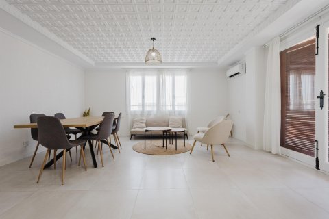 Apartamento en venta Torrevieja, Alicante, España 3 dormitorios, 110 m2 No. 139325 - foto 1