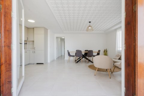 Apartamento en venta Torrevieja, Alicante, España 3 dormitorios, 110 m2 No. 139325 - foto 14