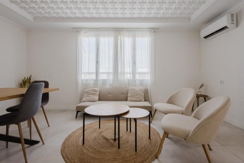 Apartamento en venta Torrevieja, Alicante, España 3 dormitorios, 110 m2 No. 139325 - foto 3