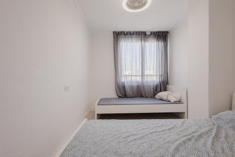 Apartamento en venta Torrevieja, Alicante, España 3 dormitorios, 110 m2 No. 139325 - foto 25