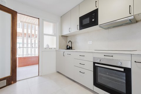 Apartamento en venta Torrevieja, Alicante, España 3 dormitorios, 110 m2 No. 139325 - foto 11