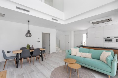 Villa pārdošanā Cabo Roig, Alicante, Spānijā 3 istabas, 149 m2 Nr. 189925 - attēls 5
