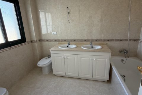 Продажа квартиры в Дехеса де Кампоамор, Аликанте, Испания 2 спальни, 110м2 №189929 - фото 10
