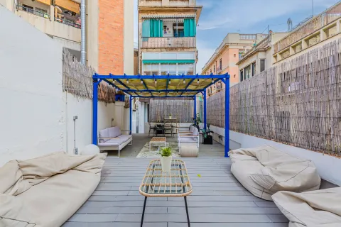Apartamento en venta en Barcelona, España 3 dormitorios, No. 141134 - foto 16