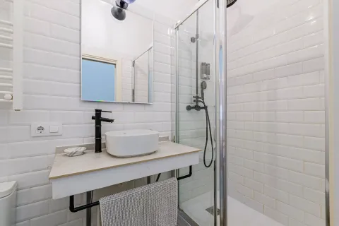 Apartamento en venta en Barcelona, España 3 dormitorios, No. 141134 - foto 25