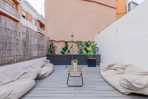 Apartamento en venta en Barcelona, España 3 dormitorios, No. 141134 - foto 15