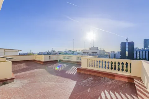 Apartamento en venta en Barcelona, España 4 dormitorios, No. 141135 - foto 11