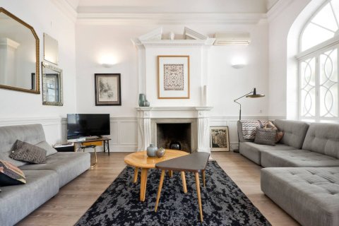 Apartamento en venta en Barcelona, España 4 dormitorios, No. 141133 - foto 10