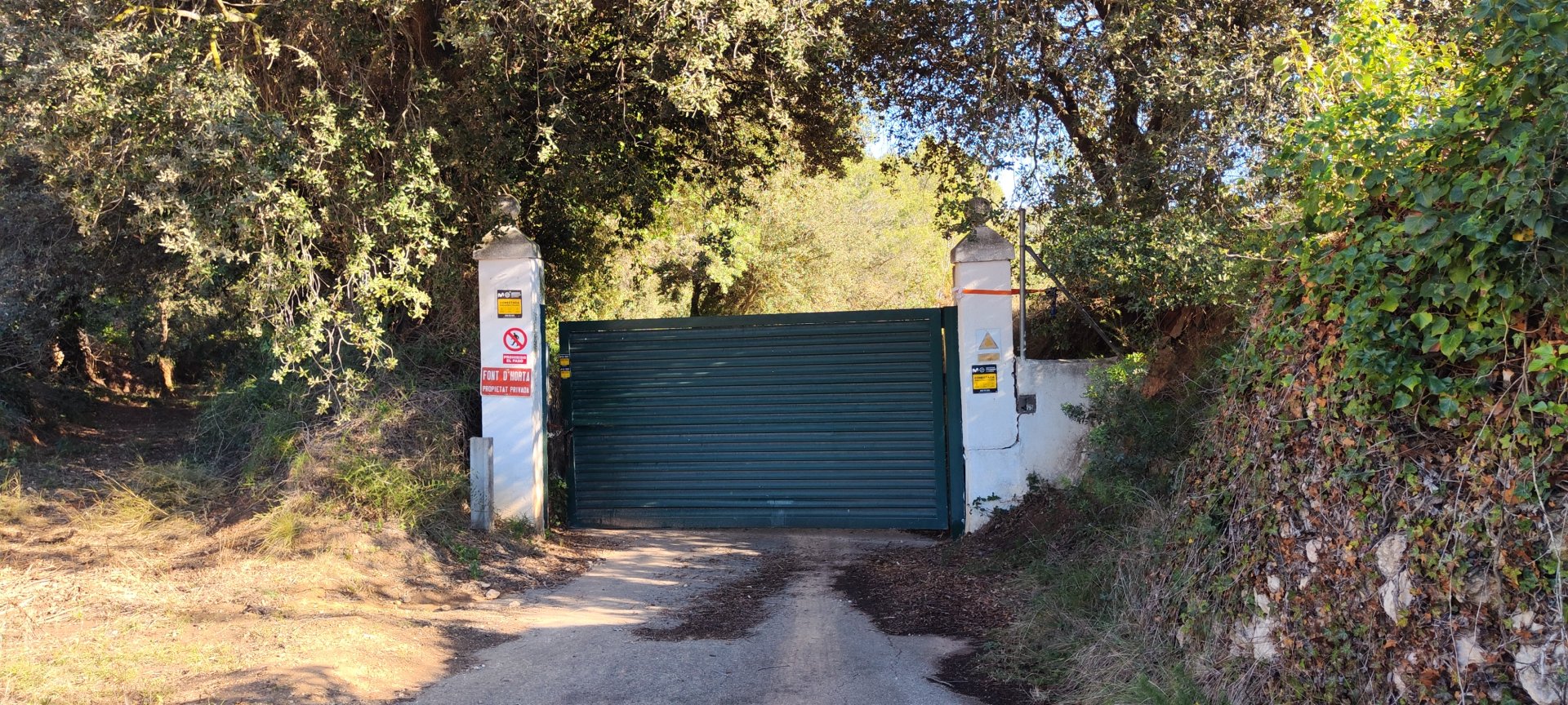 Tontti Castellet i la Gornal, Barcelona, Espanja No. 195307