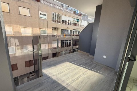 Apartment à vendre à Torrevieja, Alicante, Espagne, 2 chambres, 102 m2 No. 147731 - photo 6