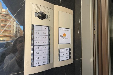 Apartment à vendre à Torrevieja, Alicante, Espagne, 2 chambres, 102 m2 No. 147731 - photo 29