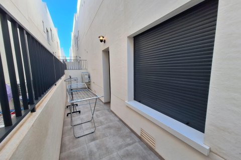 Аренда дома в Сан-Мигель-де-Салинас, Аликанте, Испания 77м2 №147735 - фото 15